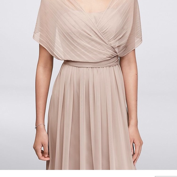 DAVID'S BRIDAL
Versa Convertible Mesh 
Bridesmaid - Picture 6 of 6